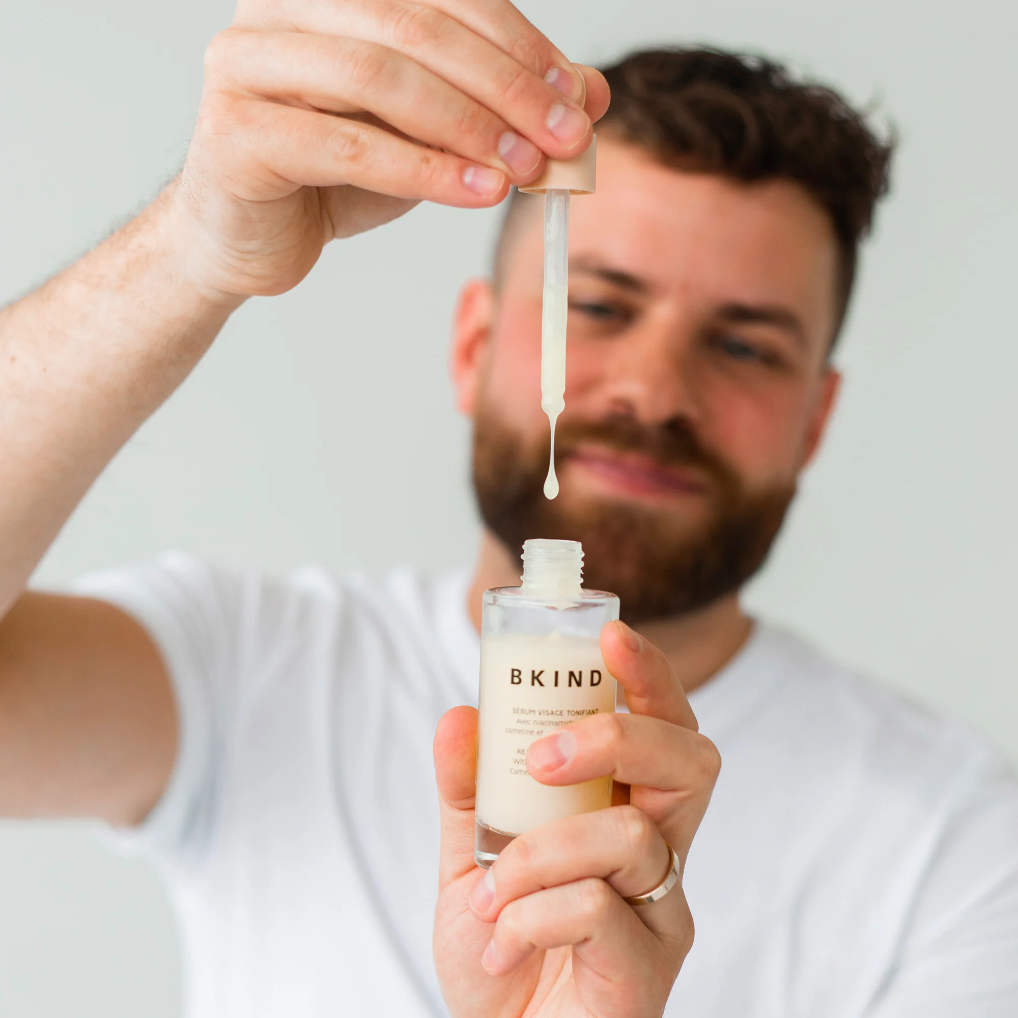 Refining Face Serum with Niacinamide & Witch Hazel Water - Image 6