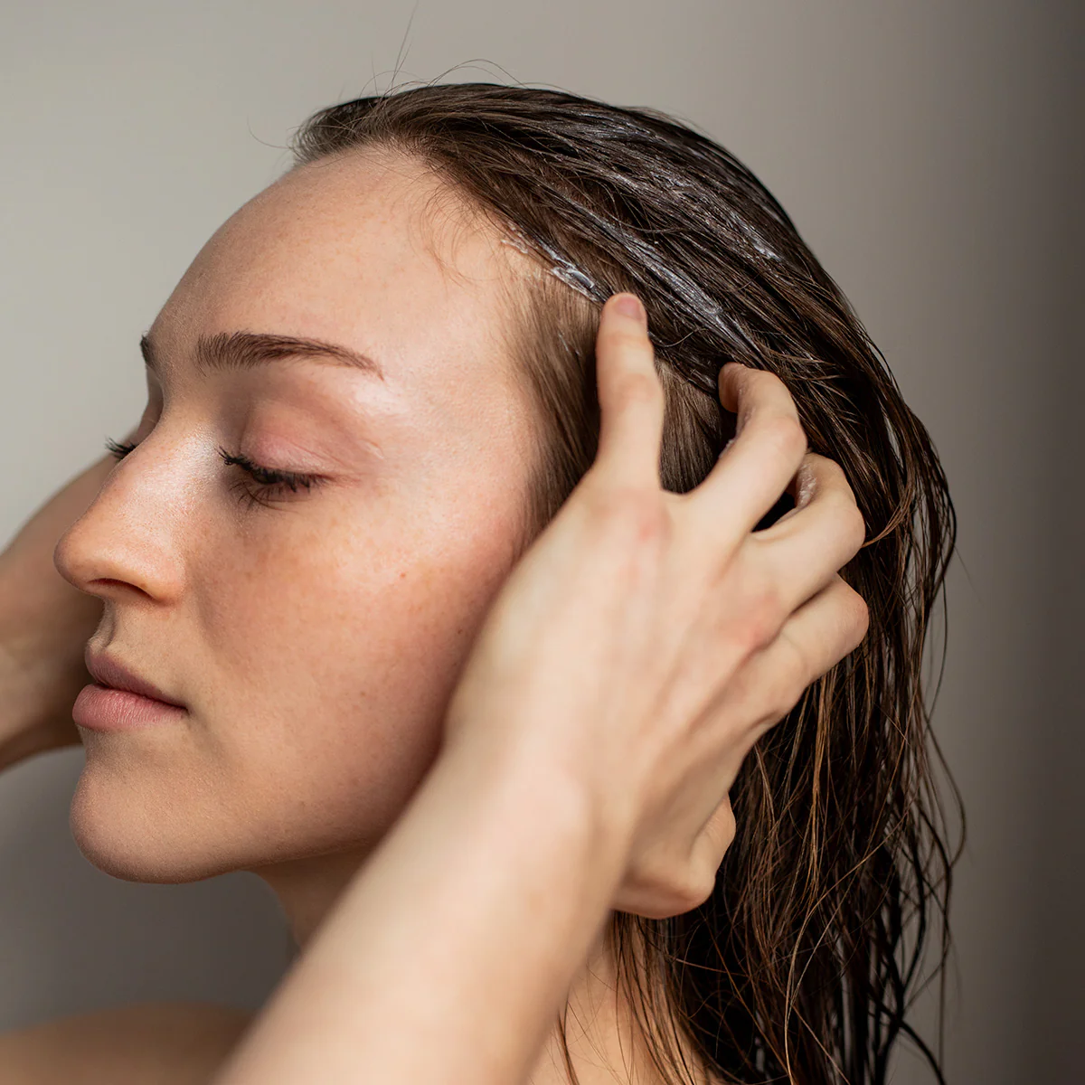 Scalp Revival Exfoliating Mask with AHAs - Image 5