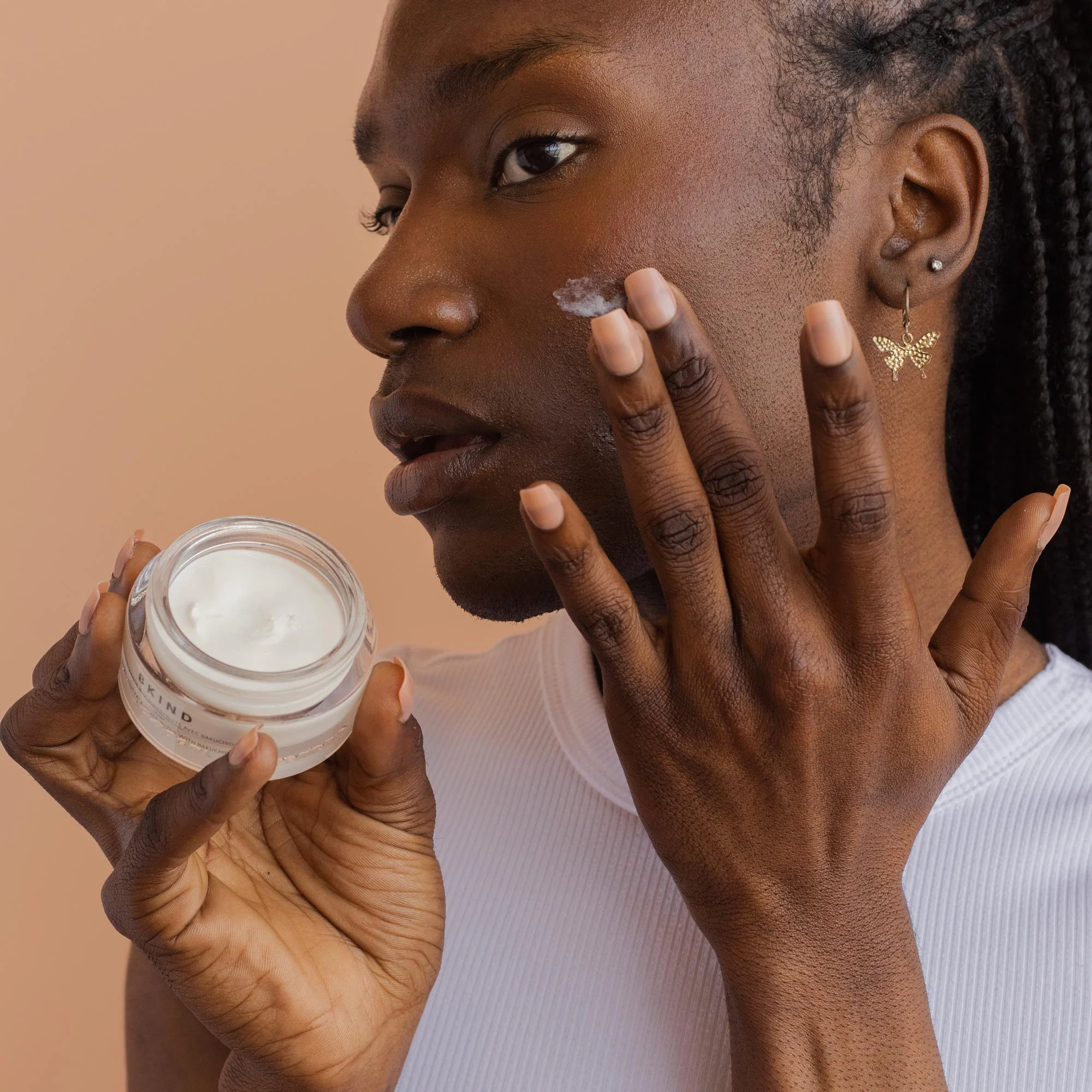 Nourishing & Brightening Superfruit Face Moisturizer with Bakuchiol - Image 7